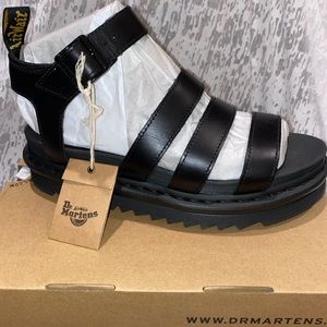 Dr Martens Blair Hydro Leather Sandal